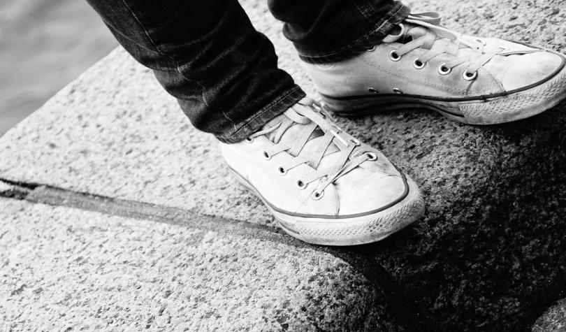Cara Menghilangkan Bau Kaki Di Sepatu